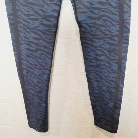 Sweaty Betty Sculpt 7/8 yoga leggings - Picture 4 of 7